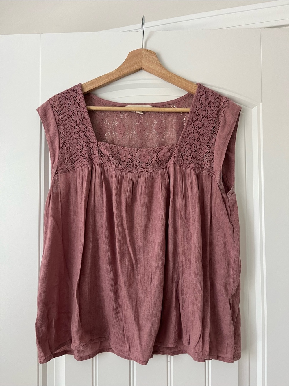 Lucky Brand Rosewood Lace Yoke Sleeveless Camisole